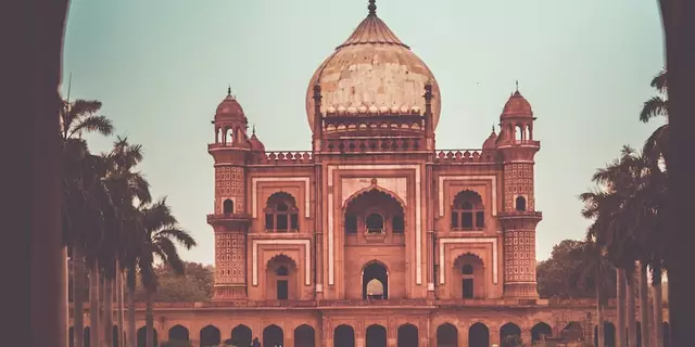 How is the life of a divorced man in India?
