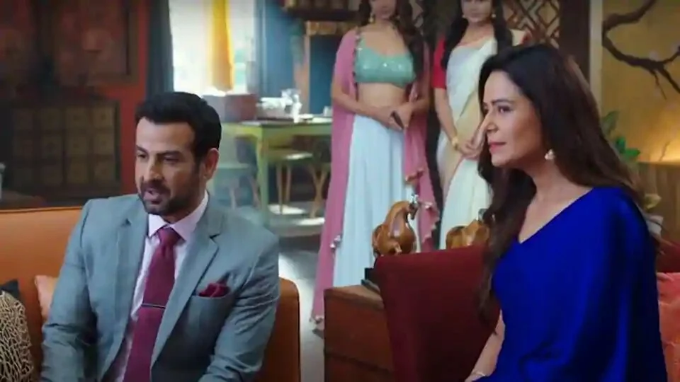 Ronit Roy and Mona Singh in a still from Kehne Ko Humsafar Hain season 3 trailer.