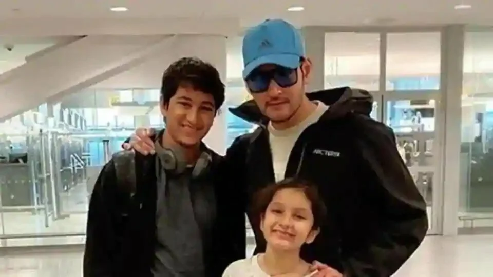 Mahesh Babu is staying with his kids and wife during the lockdown.