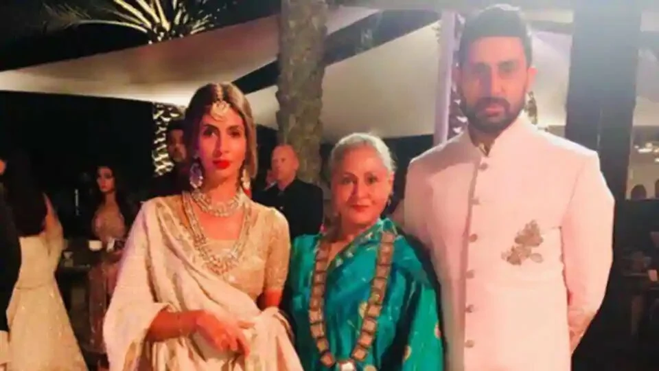 Many star kids like Shweta Bachchan and Soha Ali Khan shared posts on Mother’s Day.