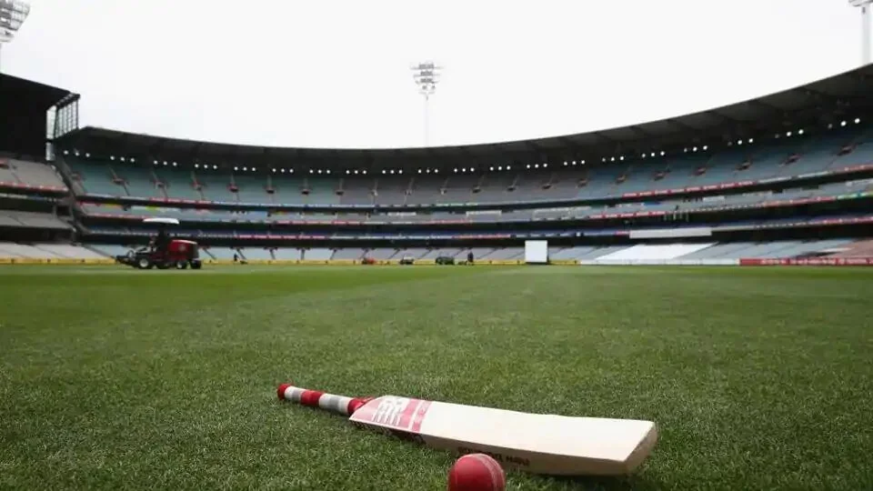 MELBOURNE, AUSTRALIA - NOVEMBER 26: A bat and ball are seen on the turf ahead of day 2 of the Sheffield Shield match between Victoria and Western Australia at Melbourne Cricket Ground on November 26, 2014 in Melbourne, Australia. Cricket Australia made the decision to abandon the remaining Sheffield Shield round following the injuries Phil Hughes sustained in yesterdays match at the Sydney Cricket Ground. (Photo by Robert Cianflone/Getty Images)