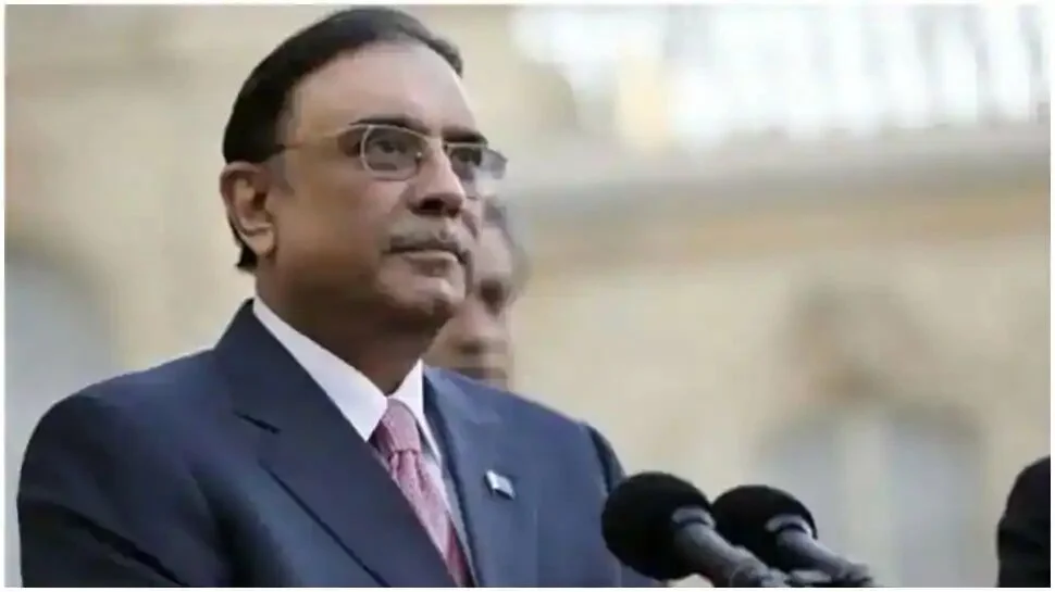 Pakistan court indicts former President Asif Ali Zardari in connection with corruption case